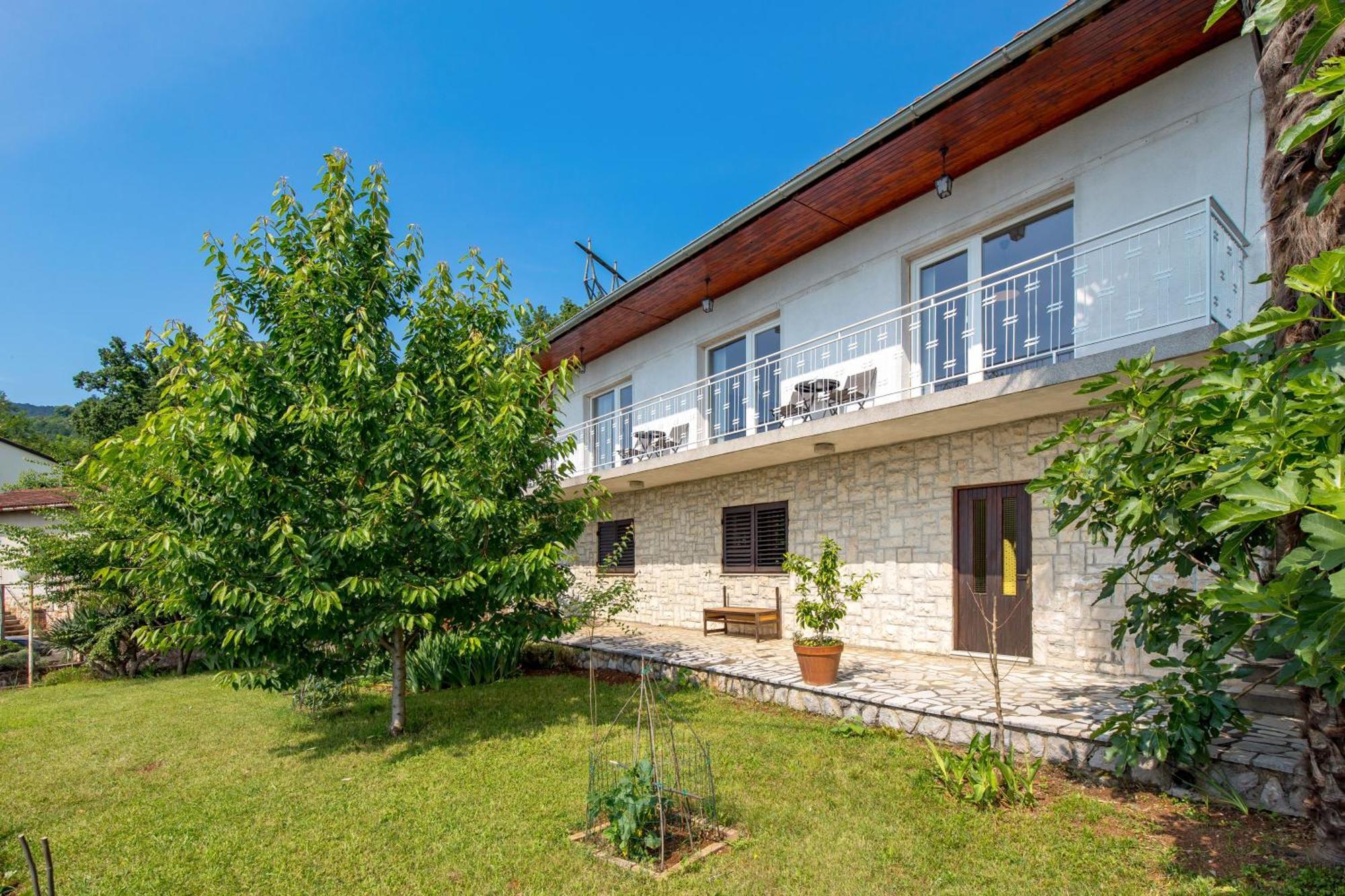 Apartment Div Lovran Bagian luar foto
